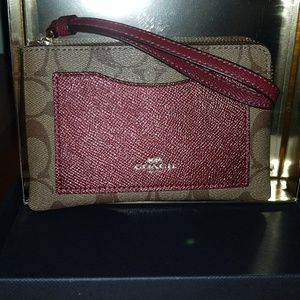 Brand new with tags! Beautiful Coach Wristlet.